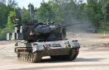 Niemcy dostarcza Ukrainie ciężką broń (Gepardy)