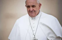 Dlaczego Franciszek uparcie nie potępia Putina? Czy papież może być pacyfistą?