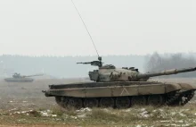 Polskie czołgi w Ukrainie. Ostatnie sztuki T-72 docierają na front