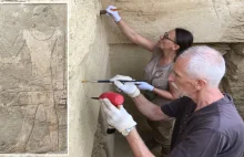 Polacy odkryli w Sakkarze grobowiec urzędnika ds. tajnych dokumentów faraona