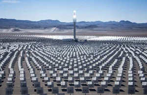 Projekt Tonopah solar w którego wpompowano $737 milionów wziął i zbankrutował