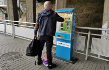 Na przystankach kolejowych w Tychach „urządzenia do irytowania pasażerów”...