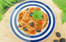 Spaghetti alla Puttanesca - Wędrówki po kuchni