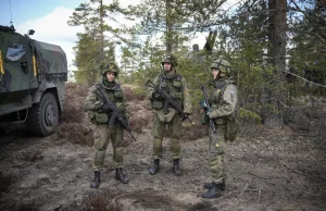 Przystąpienie Finlandii do NATO. Komisja obrony rekomenduje przystąpienie...