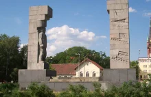 Pomnik Wdzięczności Armii Czerwonej pozostanie w centrum Olsztyna