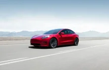 Tesla rozpoczyna akcję serwisową. 130 000 aut wezwanych do serwisu