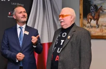 Syn Wałęsy: Ojciec nie potrzebuje matury, ma 70 doktoratów.