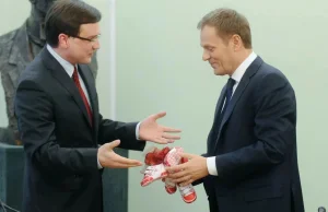 Tusk ostro o Ziobrze. "Jest droższy niż czereśnie"