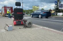 Mrągowo: ciężarówka wjechała w 74-latka na wózku inwalidzkim