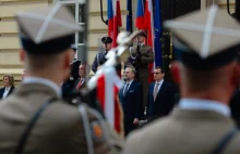 Premier Czech opowiada się za ściślejszą współpracą z Polską