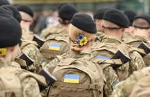 Mer Lwowa: Pół miliona mężczyzn wróciło do Ukrainy, zapisują się i idą na wojnę