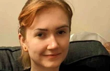 Woman, 21, stabbed to death in alleyway in South Ealing is named as Ania...
