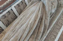 Pierwowzór sarkofagu Jadwigi Andegaweńskiej odnaleziony w Tarnowie