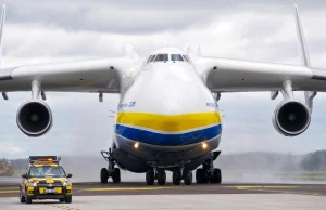 Zełenski chce zbudować drugi egzemplarz An-225 i upamiętnić ukraińskich pilotów