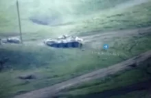 Ukraińska artyleria wydaje rosjanom rozkaz opuszczenia pojazdu