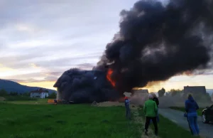 Pożar zrujnował ich wymarzony, nowy dom. W momencie przeprowadzki.