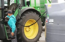 Na Ukrainie brakuje paliwa. Ukraiński rolnik wymienił plony na paliwo
