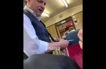 Kierownik pociągu prosił by pani zapłaciła za bilet
