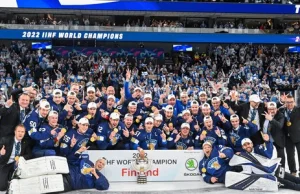 Finlandia ze złotym medalem MŚ w hokeju