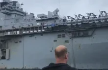 Okręt desantowy USS Kearsarge wpływa na Bałtyk