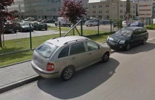 Dlaczego Polacy parkują na chodnikach, skoro mogą wygodnie i legalnie na jezdni?