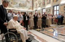 Franciszek wyświęca kardynałów na potęgę. Eksperci: wkrótce ogłosi abdykację