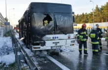 Pożar autobusu z dziećmi na autostradzie. Uczestniczyły w wycieczce...