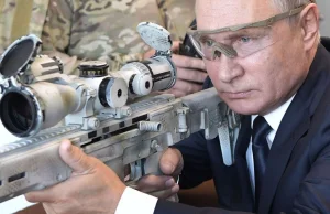 Rosyjski ekonomista: Putinowi nigdy nie skończą się pieniądze na wojnę