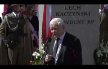 Jarosław Kaczyński w Tarnowie został dziś pięknie przywitany -"Spieprzaj Dziadu"