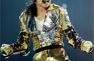 Michael Jackson zmarł 13 lat temu. Zobacz JAK wyglądał po śmierci! [FOTO]
