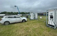 Festiwal Glastonbury - kierowcy są kasowani £80 za ładowanie elektryków...