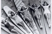 Zdjęcia przedstawiające ewolucję damskich strojów kąpielowych (1829-1969)
