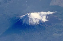 Japońscy naukowcy: Wulkan Fudżi może wybuchnąć "jeszcze w tym roku"