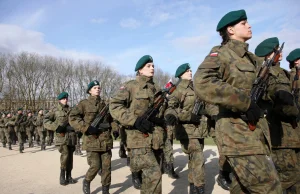 Braki kadrowe w polskim wojsku. Brakuje pracowników oraz sprzętu wojskowego