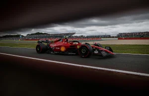 Ferrari na czele! Carlos Sainz wygrał kwalifikacje do GP Wielkiej Brytanii