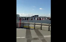 Koszmar na lotnisku w Amsterdamie. Kilometrowe kolejki