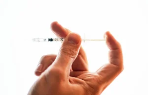 Uroki prywatnej służby zdrowia w USA: insulina tak droga, że ludzie umierają
