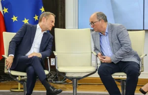 Tusk popiera postulat Partii Razem dot. 4-dniowego tygodnia pracy