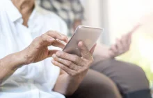 Jak skonfigurować smartfona dla seniora?
