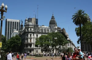 Argentyńczycy trzymają swoje oszczędności głównie w dolarach