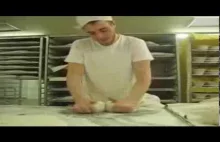 Praca w piekarni