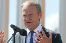 Tusk: "Mam nadzieję, że będziemy w stanie skrócić te męki z Glapińskim"