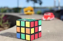 Najbardziej popularny sześcian czyli Kostka Rubika. Erno Rubika