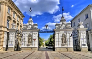 Uniwersytet Warszawski awansował w światowym rankingu uczelni.