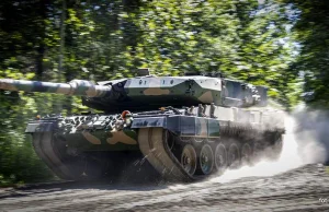 Leopardy 2PL przeszły pozytywne odbiory wojskowe. Czołgi zmodernizowano w...