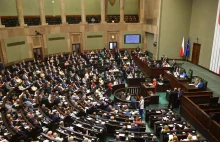 Sejm za wydłużeniem do końca 2027 r. ochrony taryfowej na gaz