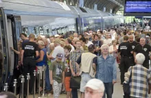 Polacy w pociągach często zapominają, że nie jadą sami