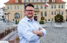 Nowy burmistrz Olsztynka upokorzył rywala z PiS. Wygrał już w pierwszej turze