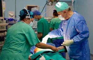 Lekarz ze Szczecina prawdopodobnie wykonał najwięcej operacji laparoskopowych