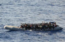 Rekord na Lampedusie: 23 łodzie z migrantami przypłynęły jednego dnia